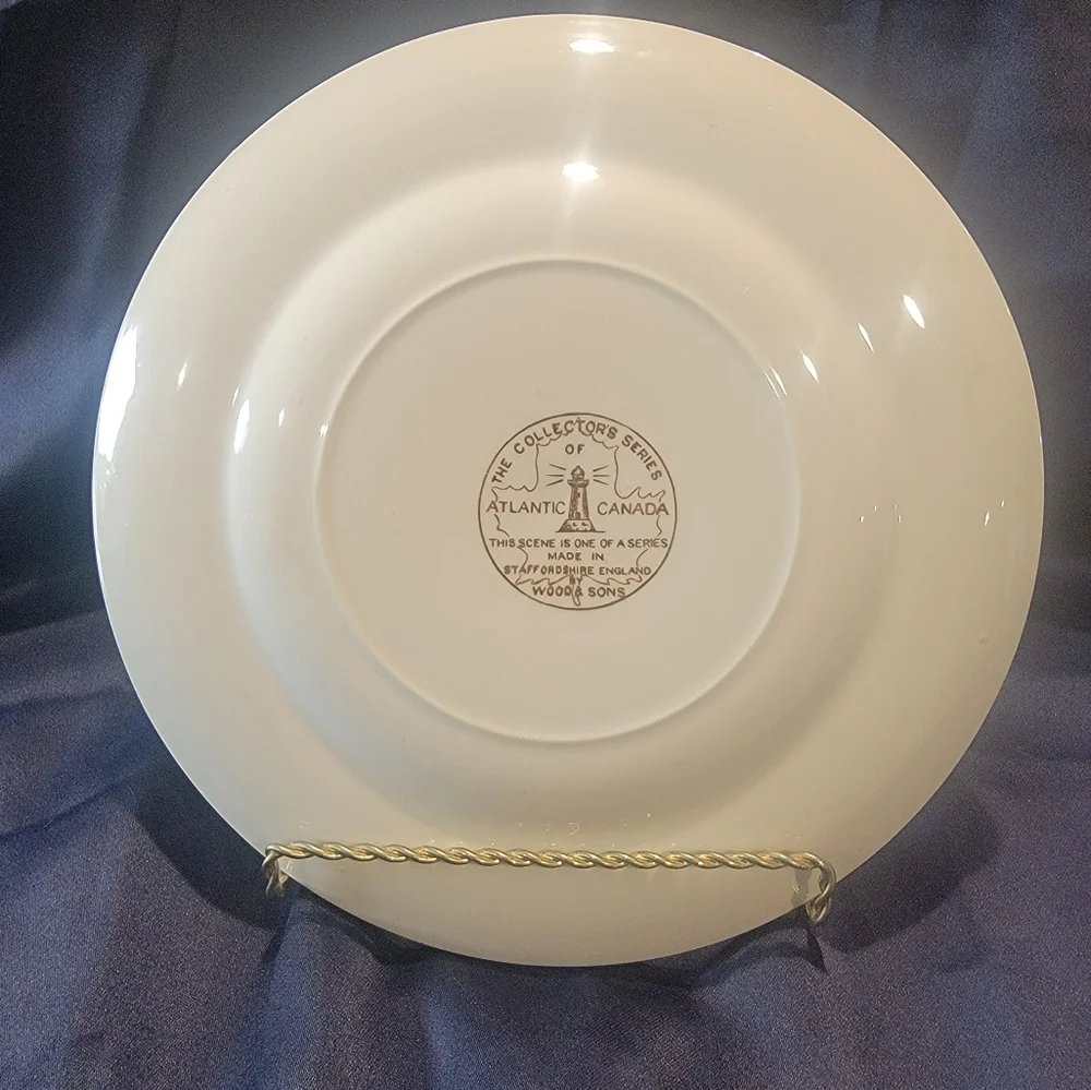 (J19) The collectors series of Atlantic Canada by woods and sons Plate